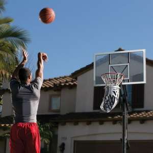 SKLZ Shoot-Around - Basketball Returner