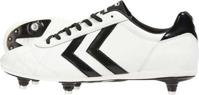 Old discount school voetbalschoenen