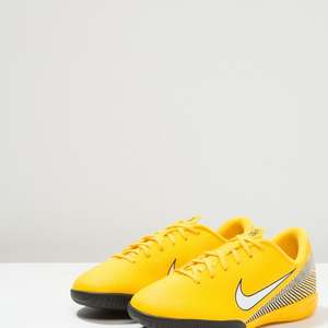 Nike jr Vapor 12 Academy GS NJR IC Geel/ zwart