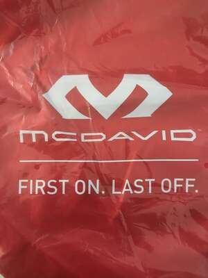 McDavid Sportzak rood